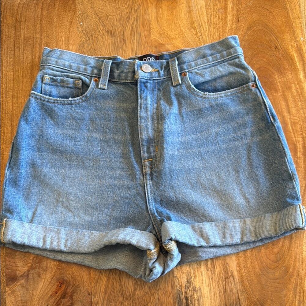 NWOT BDG urban outfitters high waisted mom short Denim size 27 - Picture 4 of 6